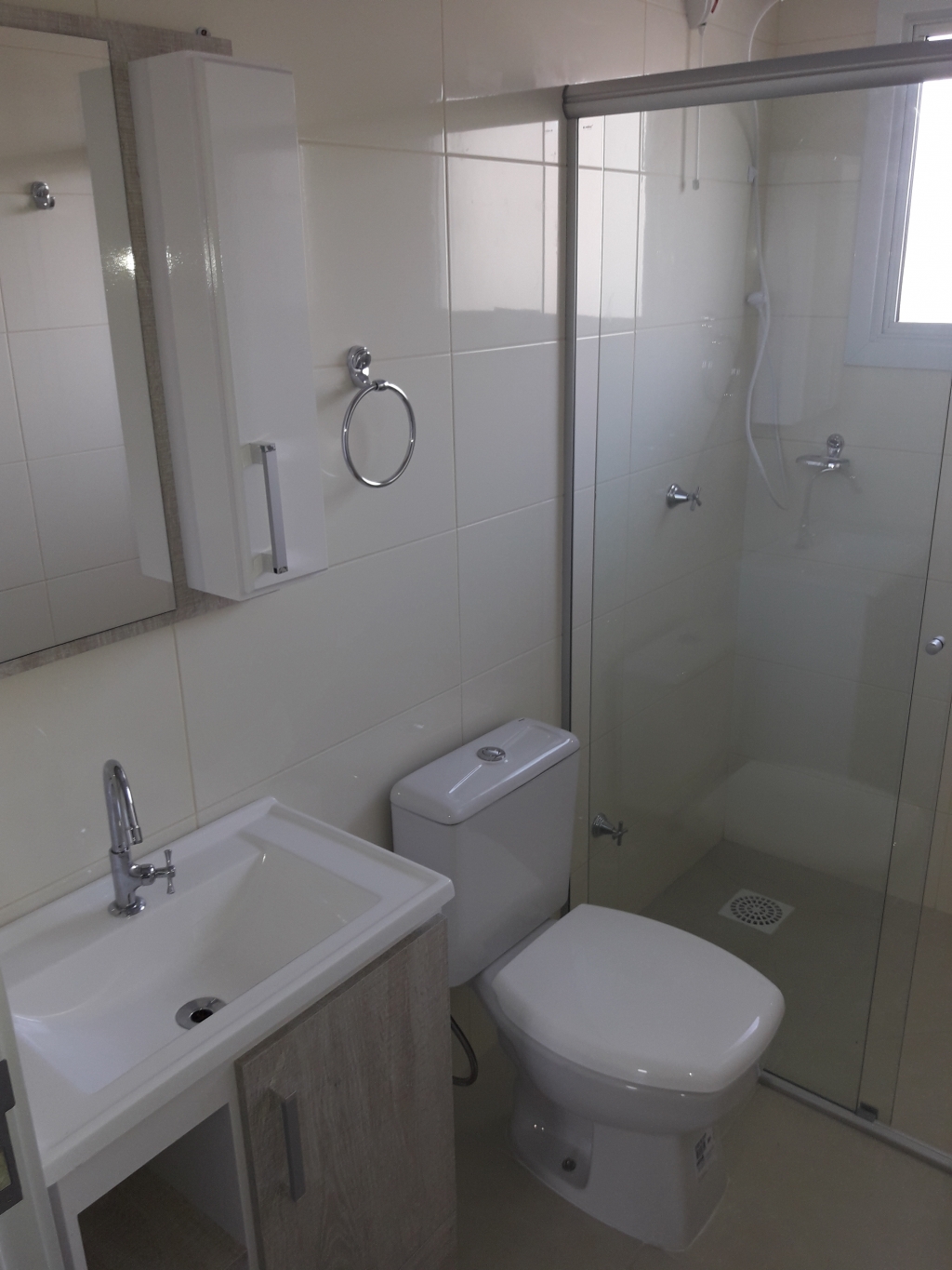 APARTAMENTO COM 1 DORMITÓRIO
