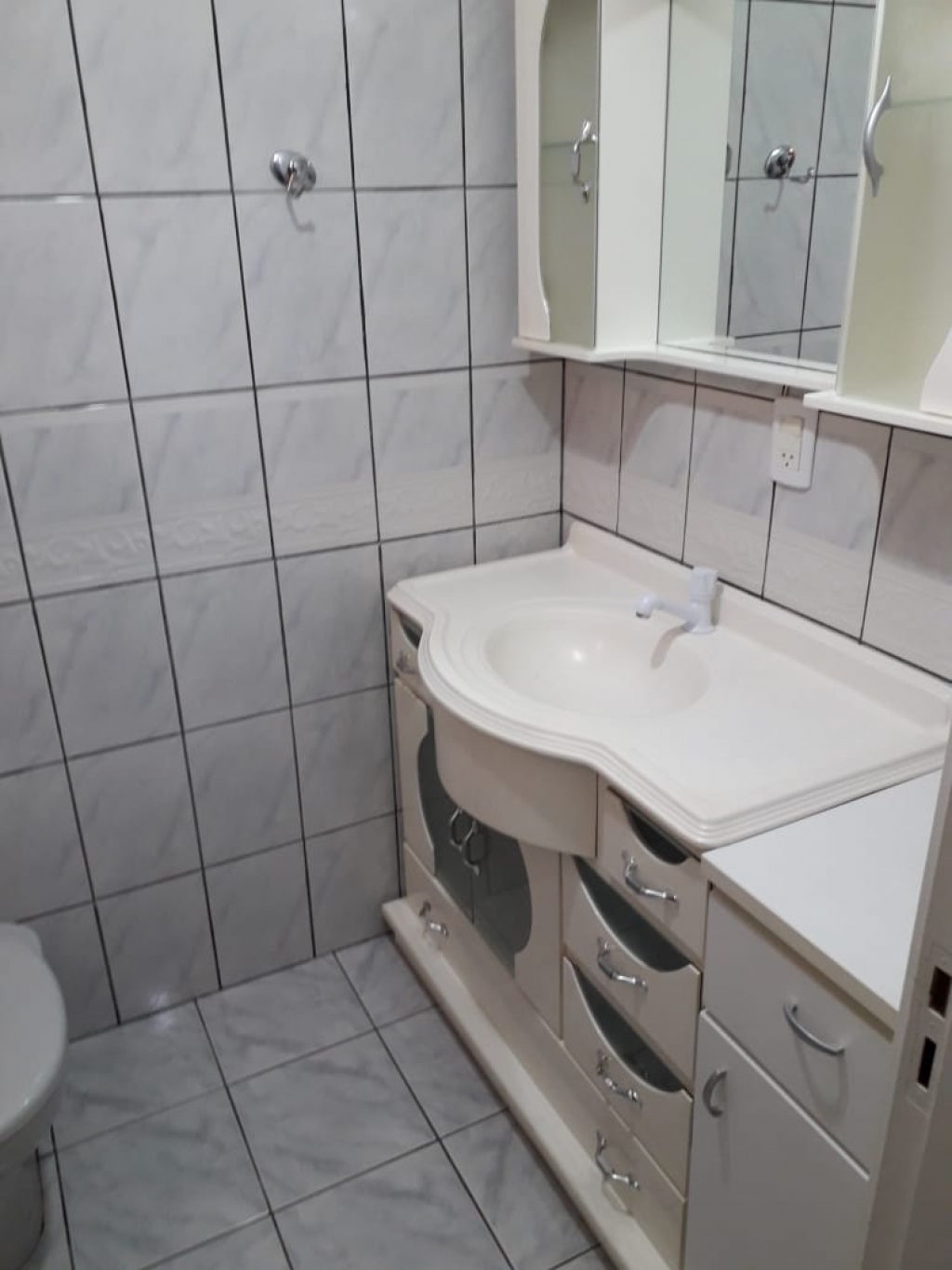 APARTAMENTO COM 2 DORMITÓRIOS (MOBILIADO)