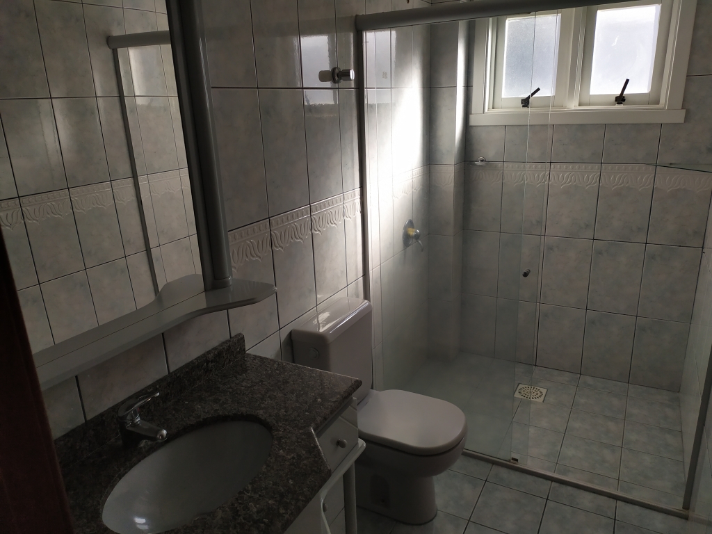 APARTAMENTO COM 3 DORMITÓRIOS