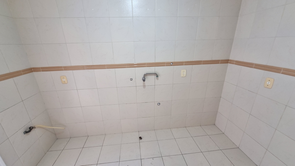 APARTAMENTO COM 1 DORMITÓRIO