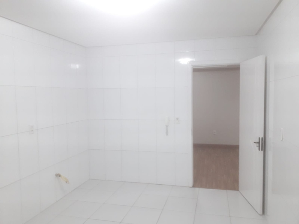 APARTAMENTO COM 3 DORMITÓRIOS