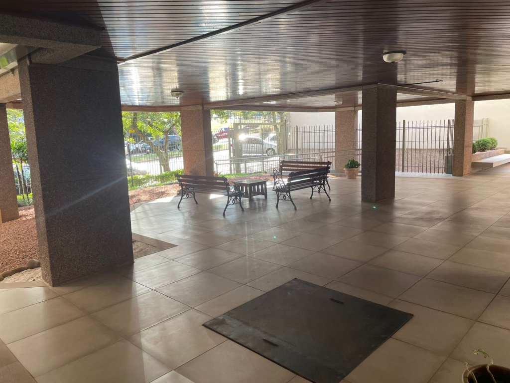 APARTAMENTO COM 3 DORMITÓRIOS