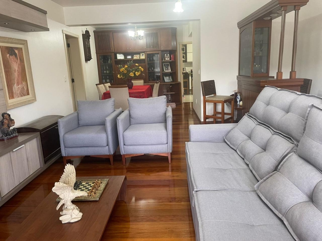 APARTAMENTO COM 3 DORMITÓRIOS