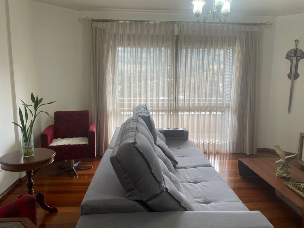 APARTAMENTO COM 3 DORMITÓRIOS