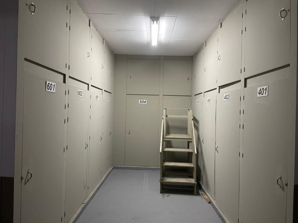 APARTAMENTO COM 3 DORMITÓRIOS