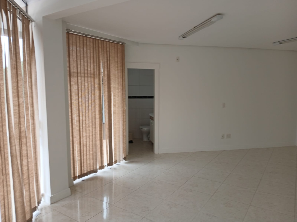 SALA COMERCIAL