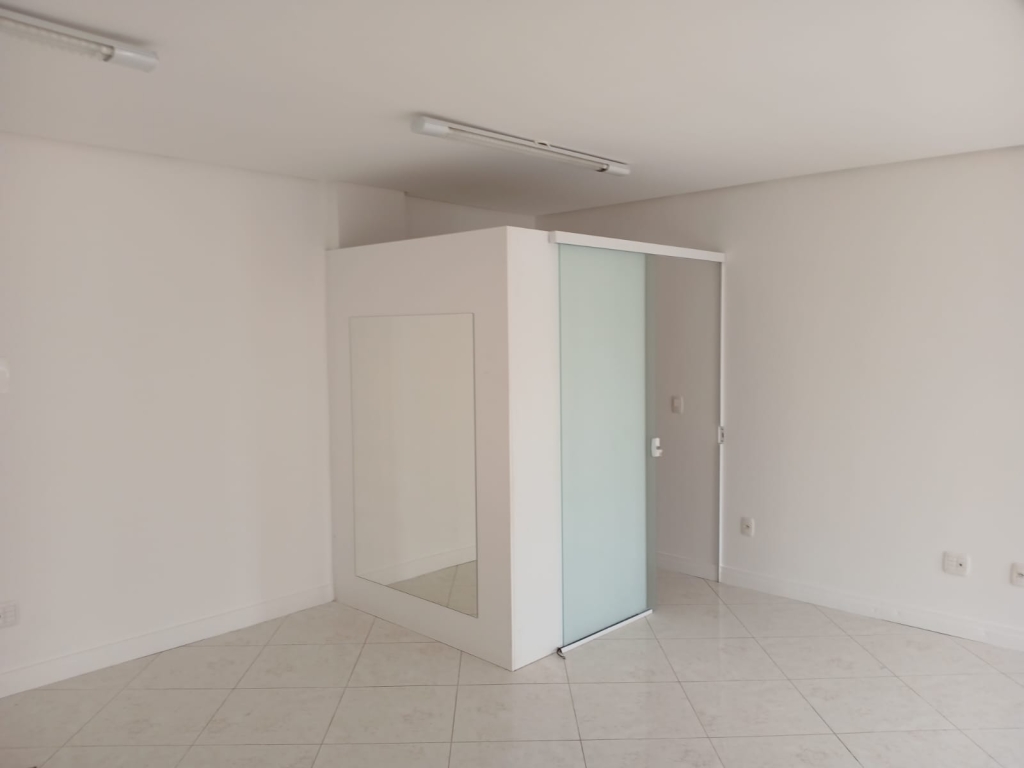 SALA COMERCIAL