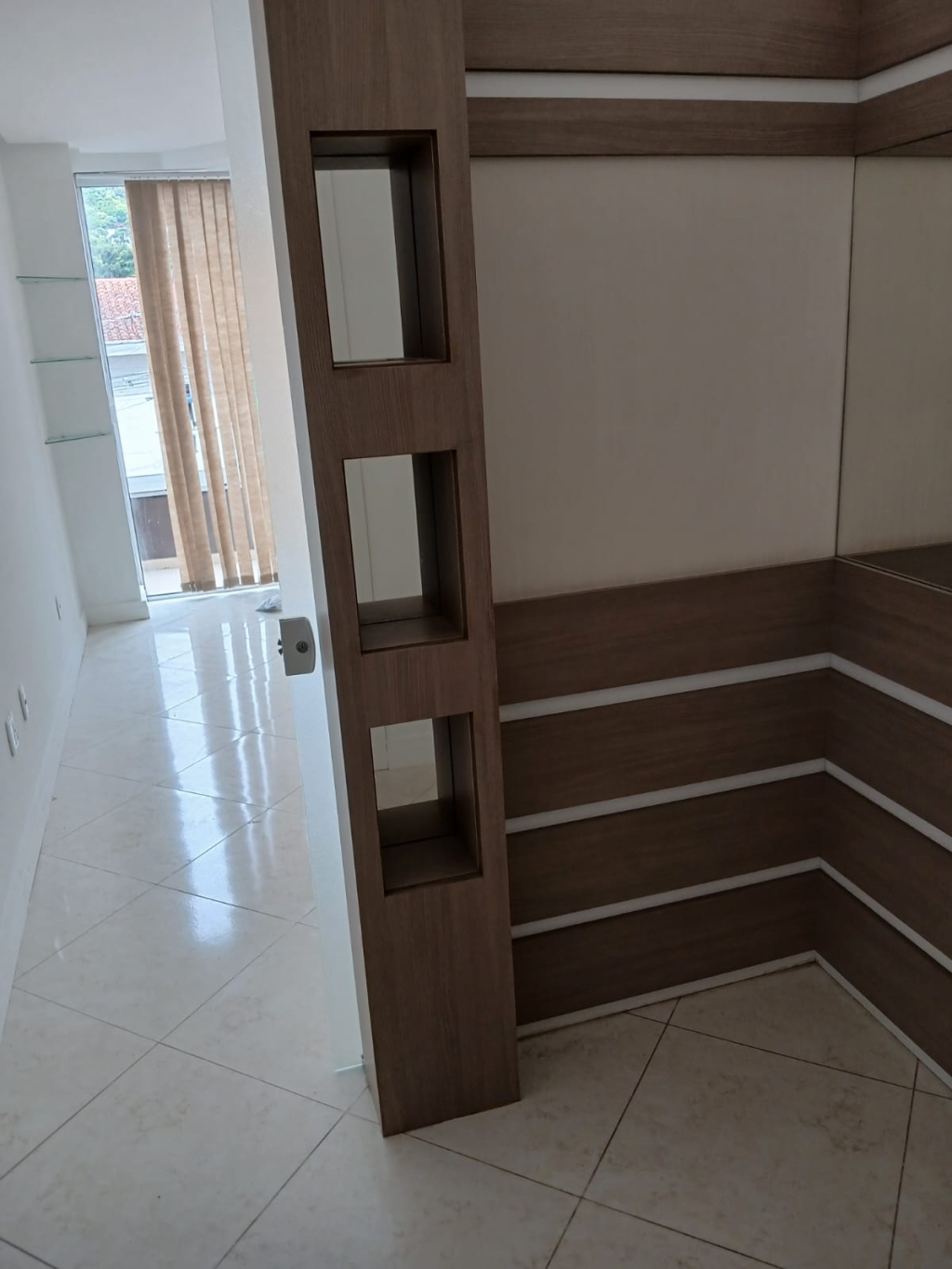 SALA COMERCIAL