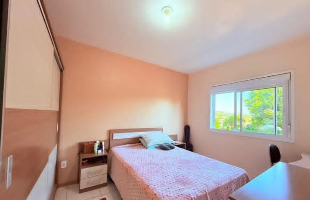 APARAMENTO COM 2 DORMITÓRIOS,