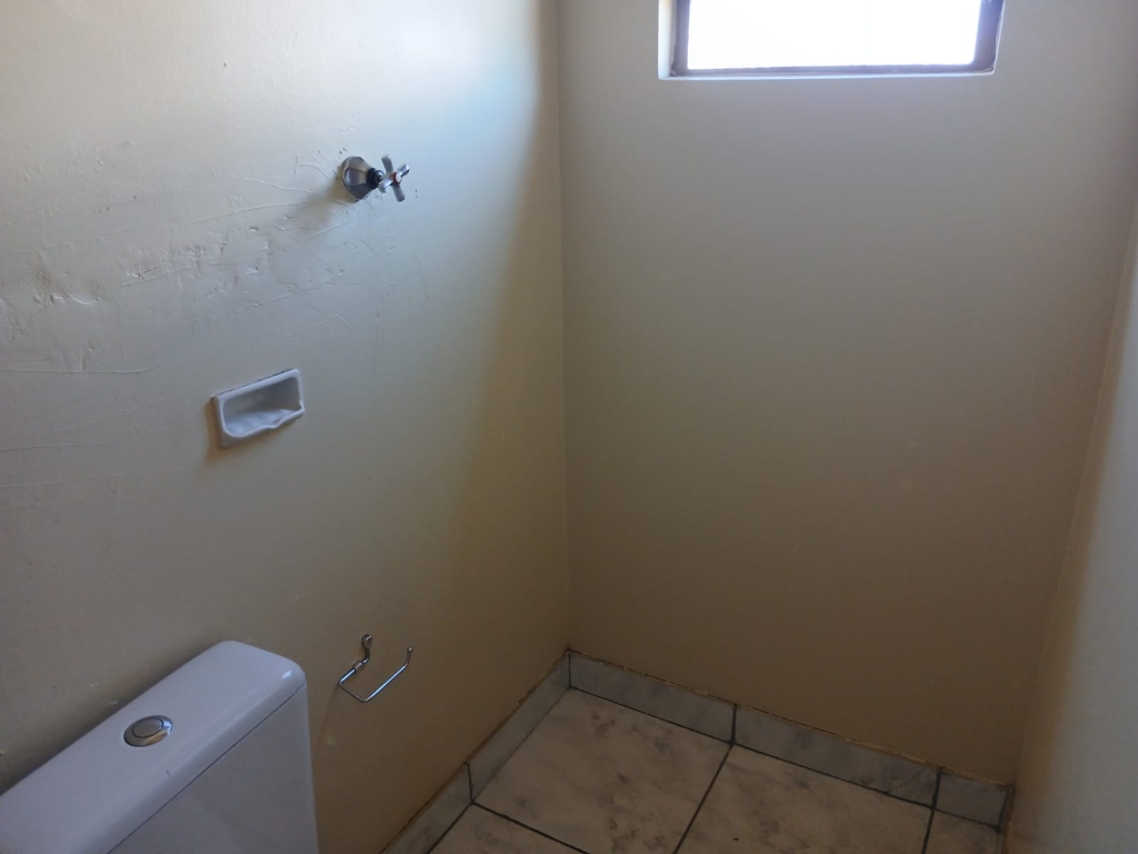 CASA COM 3 DORMITÓRIOS