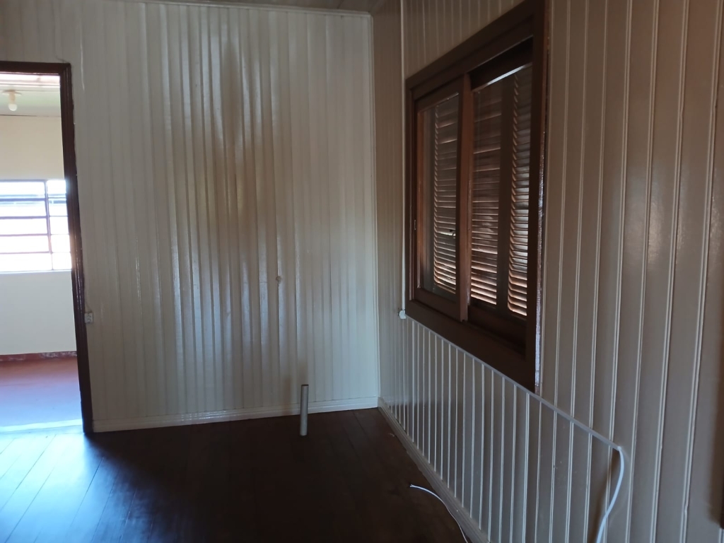 CASA COM 3 DORMITÓRIOS