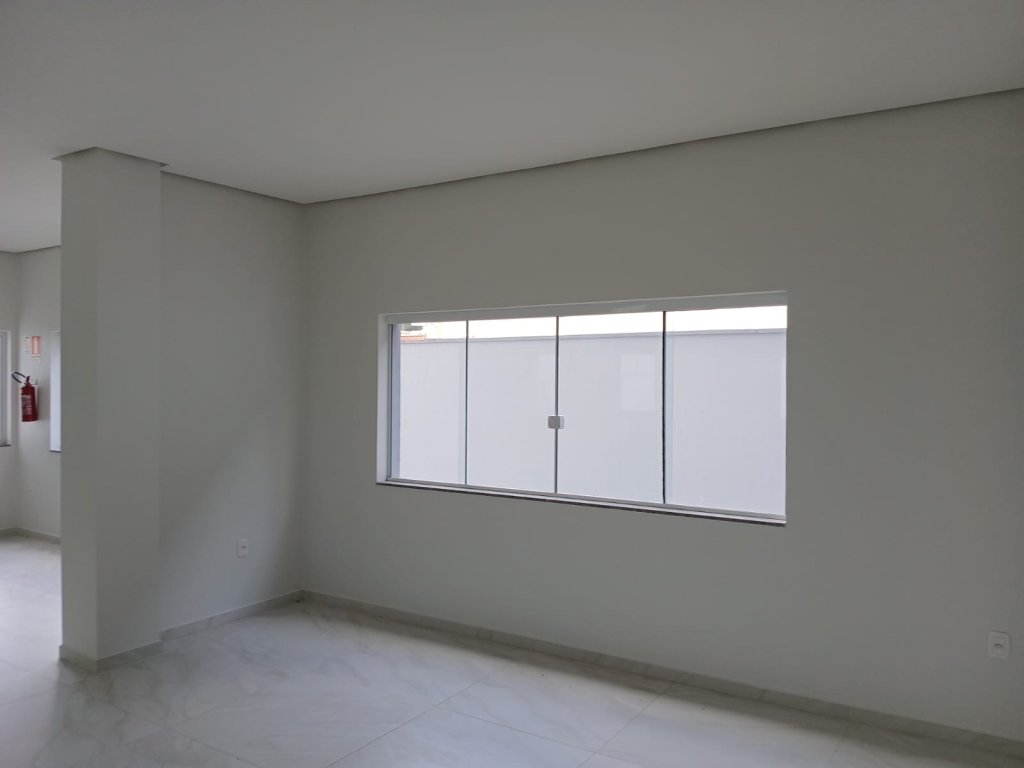 SALA COMERCIAL ( 104 )