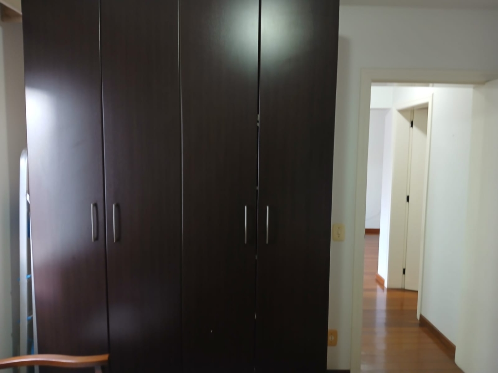 APARAMENTO COM 2 DORMITÓRIOS,