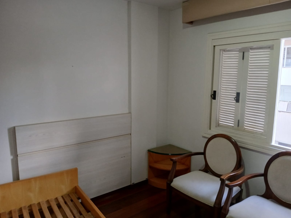 APARAMENTO COM 2 DORMITÓRIOS,