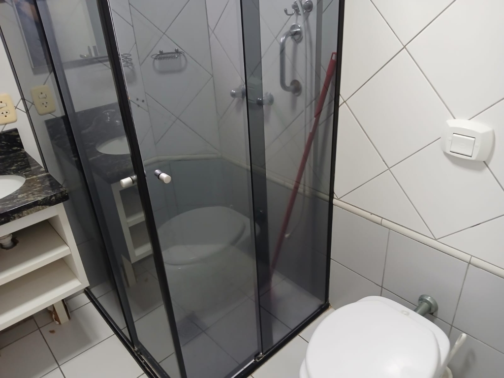 APARAMENTO COM 2 DORMITÓRIOS,