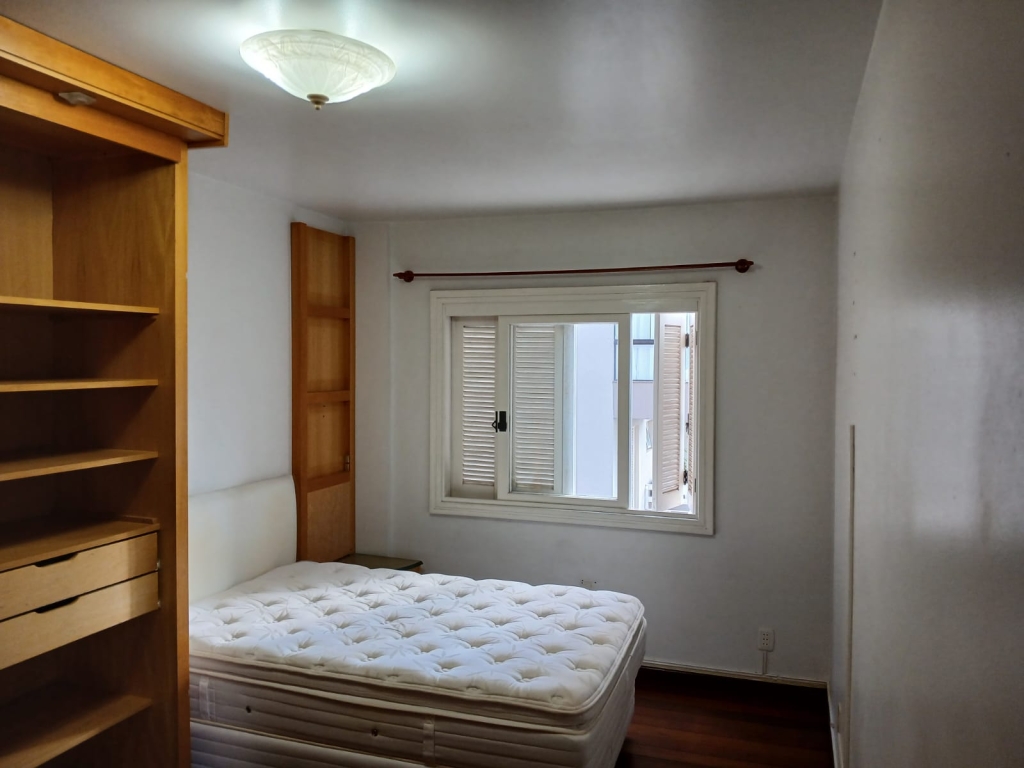 APARAMENTO COM 2 DORMITÓRIOS,