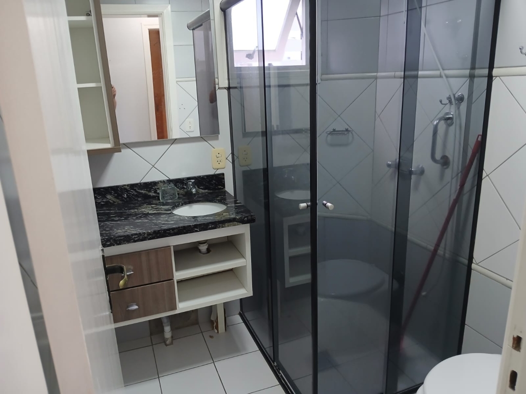 APARAMENTO COM 2 DORMITÓRIOS,