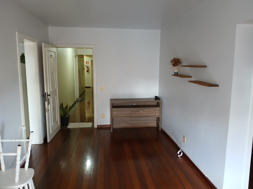 APARAMENTO COM 2 DORMITÓRIOS,