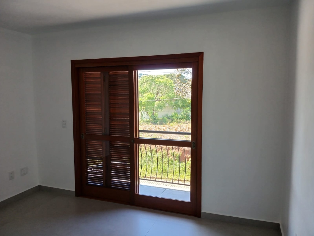 APARTAMENTO COM 3 DORMITÓRIOS