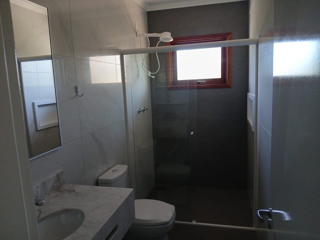 APARTAMENTO COM 3 DORMITÓRIOS
