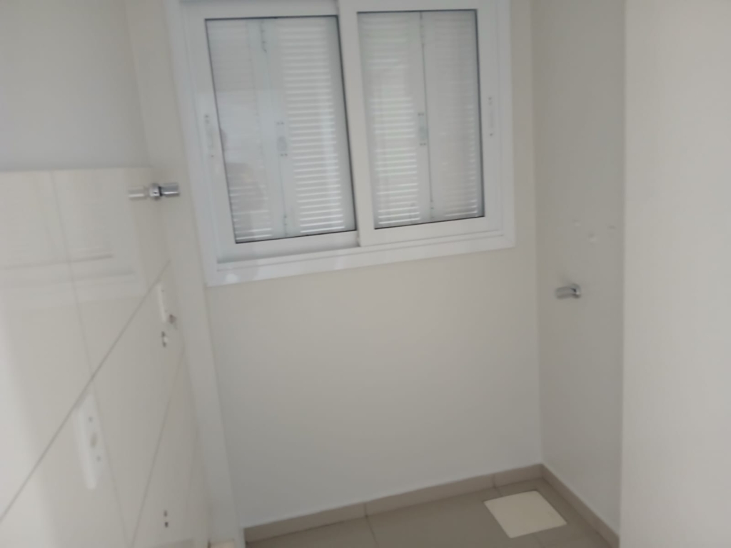 CASA COM 3 DORMITÓRIOS